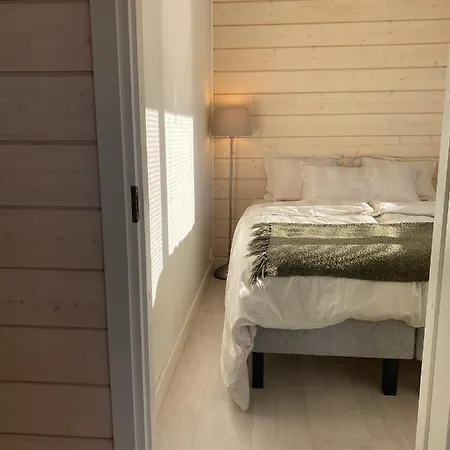 Ihana Asunto - The Nest With Sauna In Apartment